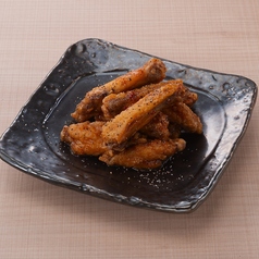 島唐辛子香る手羽先唐揚げ