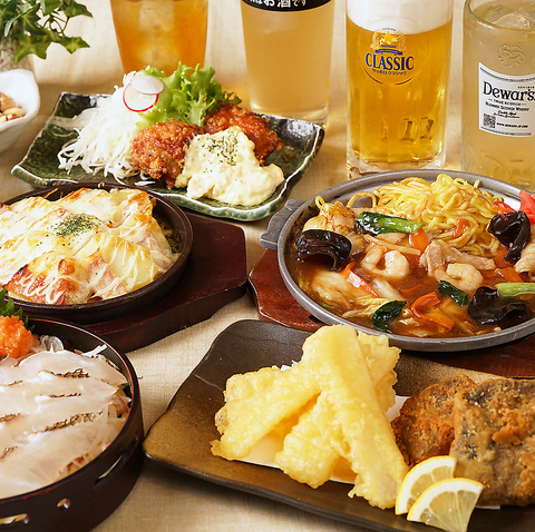 平日は会社帰りのオフィスワーカーの憩いの場として、休日は買い物帰りの寄り道に