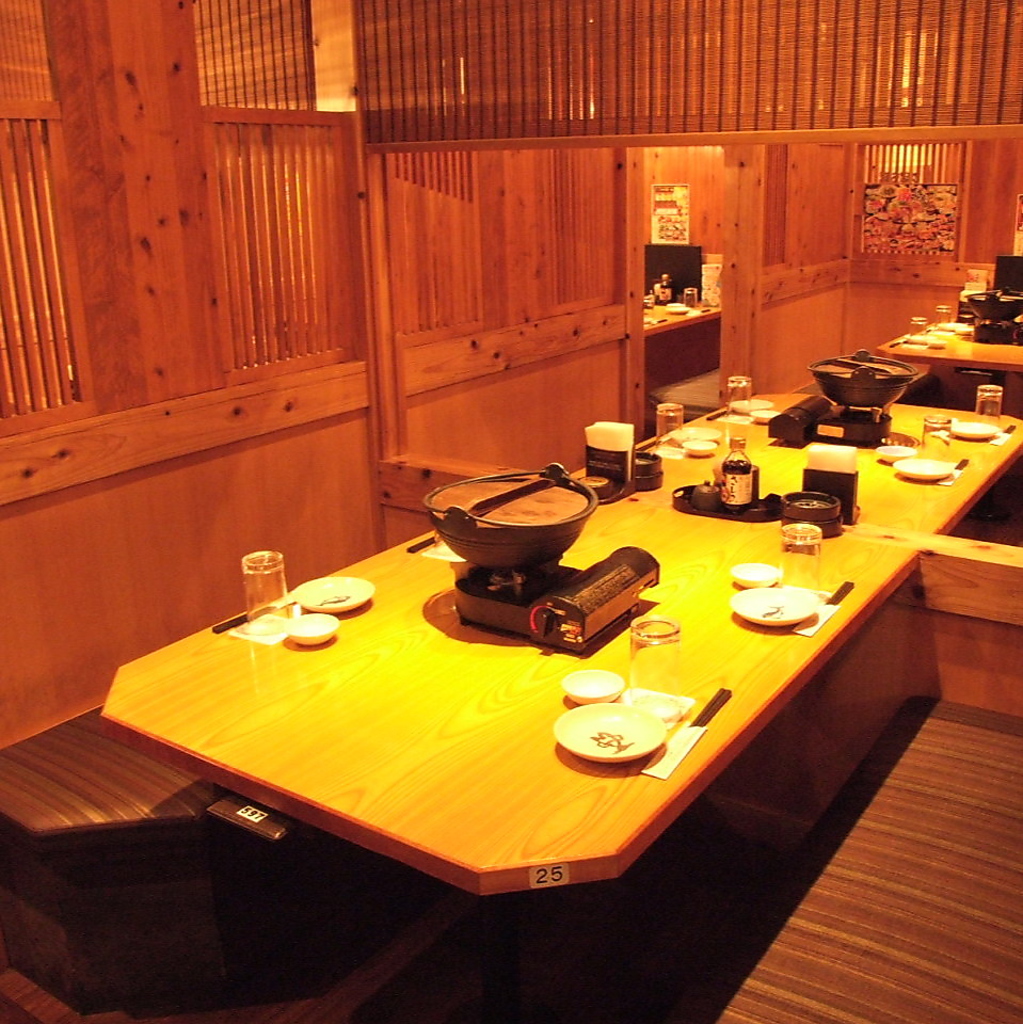 テーブル席は宴会もOK♪24名様まで対応可!お気軽にお問い合わせ下さい☆　※画像は系列店