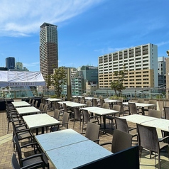 ビアガーデン&バーベキュー　COMMA Terrace 大阪難波　2024の雰囲気1