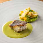 その時期に応じた真骨頂・・・鮮魚のポワレ ふきのとうとデコポン 菜の花とブールノワゼットソース