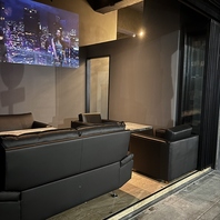 開放感のあるインナーテラス席