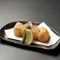 料理メニュー写真&nbsp;ジュワッとしみ出る煮込み大根の唐揚げ
