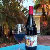 料理に寄り添う、オーガニックワインなどご用意。