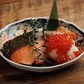 料理メニュー写真&nbsp;焼鮭いくらおろし
