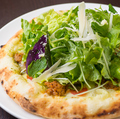 料理メニュー写真 【Ｃ】アグーとたっぷり野菜のピッツァ
