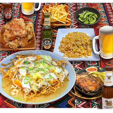 万国酒場 煮込とビールの雰囲気1