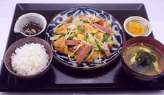 麩ちゃんぷるー定食