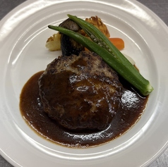 国産牛肉100%ハンバーグステーキ自家製デミグラスソース