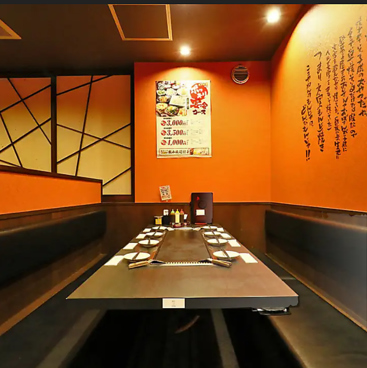 お好み焼は ここやねん 四条河原町店の雰囲気1