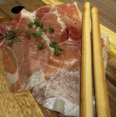 ハモンセラーノ グリッシーニ付き