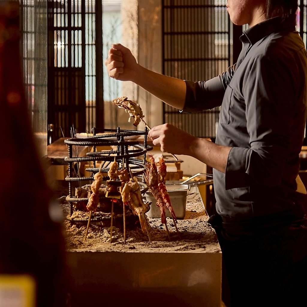 当店自慢の『原始焼き』職人の腕が光る自慢の商品です。炭は高級備長炭、素材は産地直送『天然物』