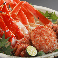 【三大蟹】北海道自慢の蟹を堪能。浜茹で毛蟹、濃厚なズワイ蟹、迫力のたらば蟹。蟹づくしの至福の時を。