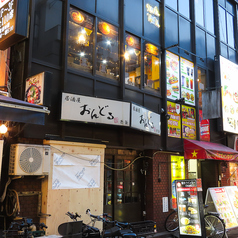 貸切は20名からご利用可能で、最大30名まで対応しておりますので、各種宴会やイベントなどに最適です。また、店内はタバコも楽しめる空間となっております。ぜひご利用ください。※ご予約は、20時までになります。