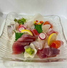 本日の刺身盛り合わせ