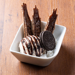 締めはやっぱり甘いものでしょ！明洞で話題のオレオチュロスをまるからスタイルで！