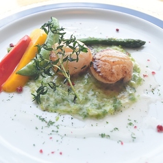 ホタテのレアソテー 海苔とバターのソース