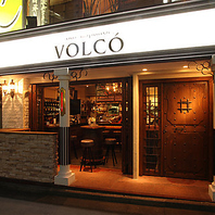 本場のバルをイメージしたこだわりのデザイン