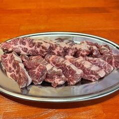 【秘伝の自家製ダレがお肉の旨味を倍増】
