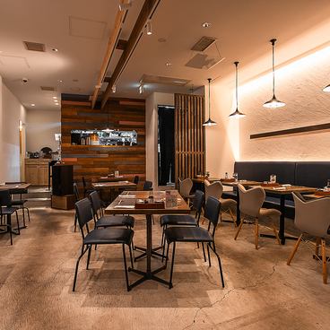 Shiny Owl HEALTH NUT シャイニーアウルヘルスナッツの雰囲気1