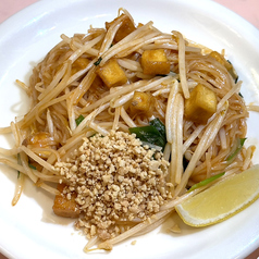 PAD THAI WITH TOFU