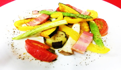 秋野菜のオープン焼き　トマトソースで　