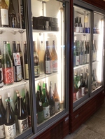 圧倒的な種類の地酒がたのしめます!