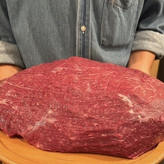 定番ステーキも熟成肉ならワンランク上の美味しさです