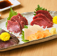 馬肉四種盛
