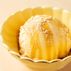 バニラアイスのみたらしきな粉かけ