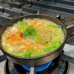 エビとブロッコリーのアヒージョ