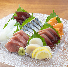 お刺身盛り合わせ