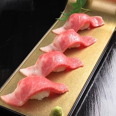 極上炙り握り(2貫)