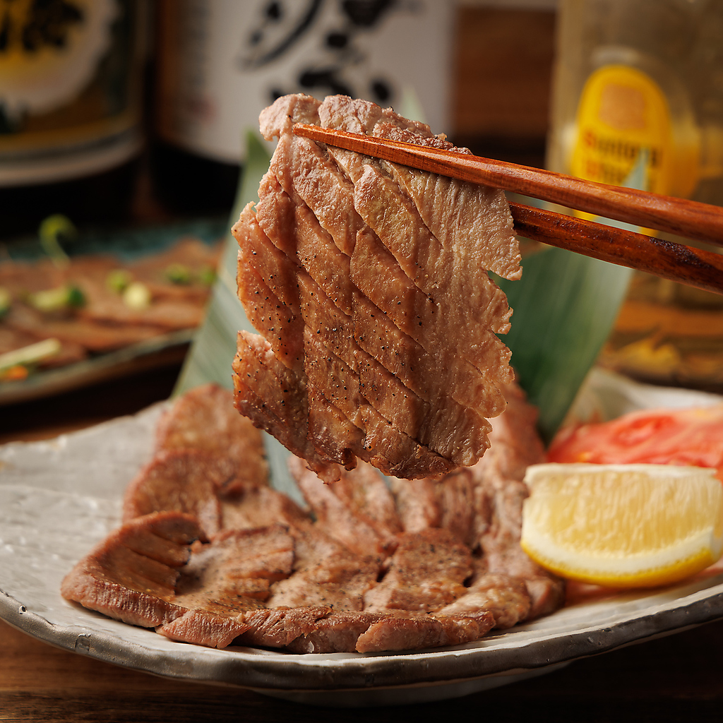 神田/神田駅/居酒屋/宴会/新年会/歓送迎会/飲み放題/食べ放題/喫煙/完全個室/焼き鳥/デート/合コン