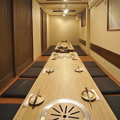 【当店1階】掘りごたつ個室◆足を伸ばしてゆったりとお過ごしいただける掘りごたつ個室です◎最大20名様までご利用可能なので、会社の宴会や大人数での集まりに最適です♪