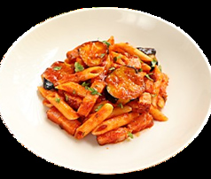 一口イタリアンソーセージと茄子の生ペンネアラビアータ penne arrabbiata