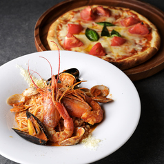 【本格イタリアンが楽しめる夜カフェディナー】ムール貝と浅利と海老のペスカトーレ　1,738円(税込)の写真