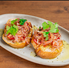 ☆生桜海老とトマトのブルスケッタ