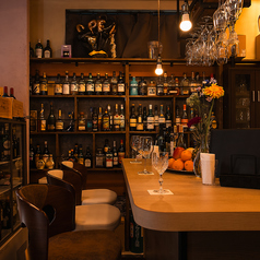 全8席ご用意しております。最大2名様でご利用可能です。