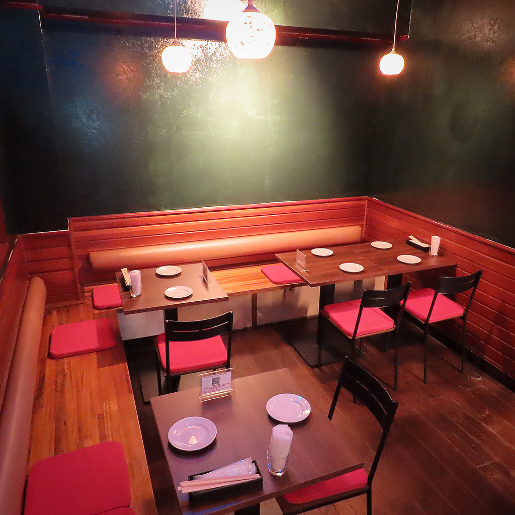 カジュアルにご利用いただけるような空間造りを心がけています♪是非大人の隠れ家をご満喫ください！