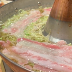 自然豚のしゃぶしゃぶが楽しめます!