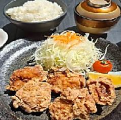 鶏の唐揚げ定食