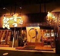 車でも安心、駐車場完備で来店便利なお店