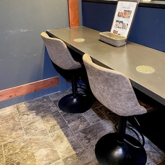 2名様ゆったり座れるカウンター席