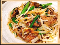 レバニラ定食（単品・・・890円）