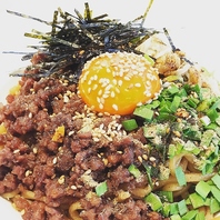 スパイスの効いた自慢のエスニック料理