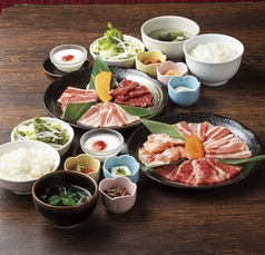 炭火たっぷりの七輪で焼きたてを頬張る贅沢なご褒美時間