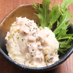 鯖いぶりがっこタルタルポテトサラダ