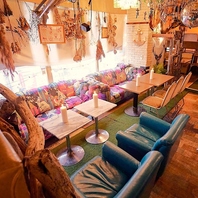 ゆったり寛ぎのソファー席で女子会&サプライズ！