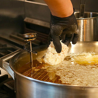 とろける口どけ！熟練の技が光る「豚かつ」